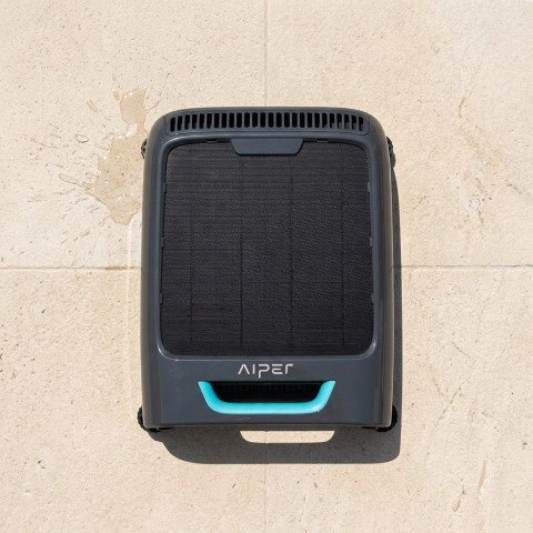AIPER Surfer S2 — бездротовий робот-скімер на сонячній батареї