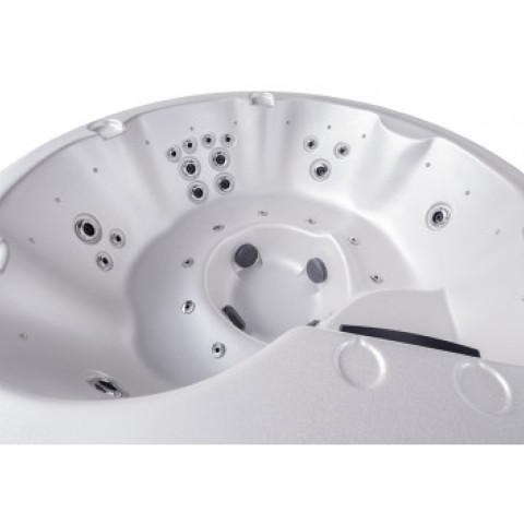 Гідромасажний СПА-басейн BestSpas Orbit 182x182x80 см 4-місний 20+ форсунок гідромасаж
